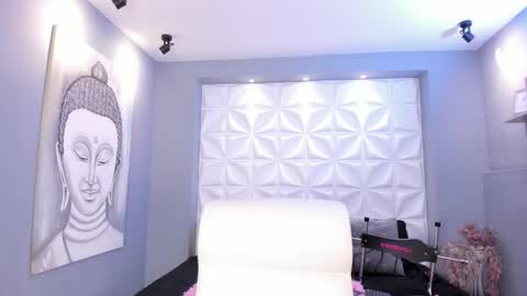 Nina online show from 03-13-26, 02:12