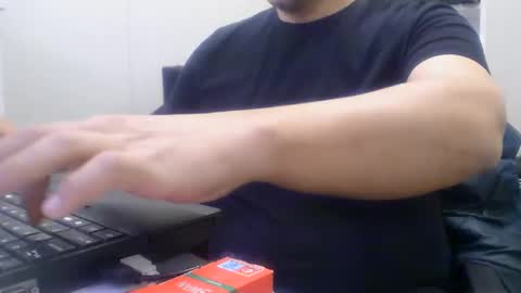 derssing online show from 02-26-26, 06:34