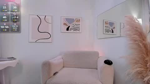 eyes_are_higher16333 online show from 05-18-26, 12:33