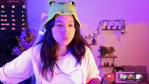 eymmy_24 online show from 02-11-26, 02:27