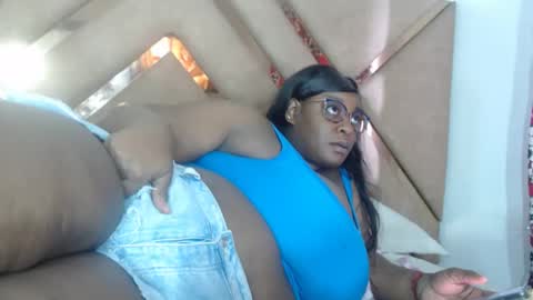 eyshaexotii online show from 02-08-26, 06:55