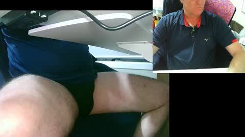 Snapshot of ezondi1 chatting on 02-21-25, 04:26 EZONDI online show from 02-21-25, 04:26