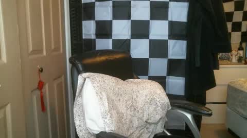 Snapshot of ezra_naamah chatting on 02-28-25, 05:48 Ezra Naamah online show from 02-28-25, 05:48