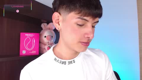 Juan online show from 11-30-25, 05:44