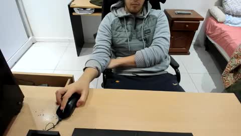 Snapshot of ezzeq chatting on 05-31-26, 03:26 Ezzeq online show from 05-31-26, 03:26