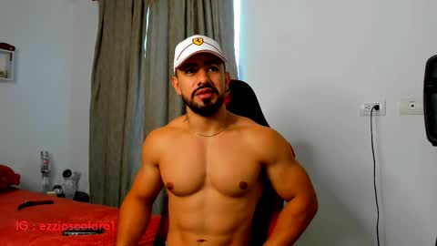 Ezzio Scolaro online show from 11-30-25, 11:58