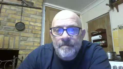 Snapshot of f1zzeek chatting on 01-05-26, 08:01 f1zzeek online show from 01-05-26, 08:01