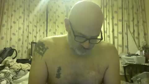 Snapshot of f1zzeek chatting on 02-27-26, 11:49 f1zzeek online show from 02-27-26, 11:49