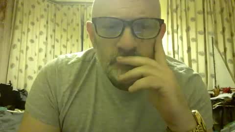 Snapshot of f1zzeek chatting on 03-03-26, 11:10 f1zzeek online show from 03-03-26, 11:10