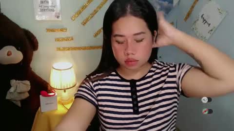 Snapshot of f3ckdollucy chatting on 02-25-25, 03:16 yanna online show from 02-25-25, 03:16