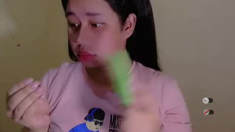 Snapshot of f3ckdollucy chatting on 09-13-25, 10:59 yanna online show from 09-13-25, 10:59