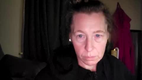 FabOmobono online show from 02-06-25, 02:11