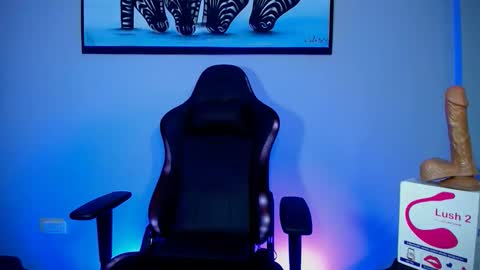 Snapshot of fabilatindick20 chatting on 02-21-26, 12:55 Fabian online show from 02-21-26, 12:55