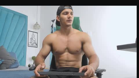 Snapshot of fabiorissi chatting on 10-25-25, 08:36 FABIO online show from 10-25-25, 08:36