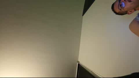 fabistrubis online show from 12-17-25, 05:24