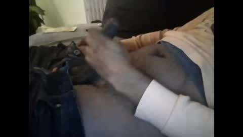 Snapshot of fablino chatting on 02-21-25, 11:32 Fab online show from 02-21-25, 11:32