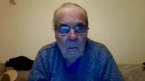 Snapshot of fabric21 chatting on 02-14-25, 01:34 the masturbator online show from 02-14-25, 01:34