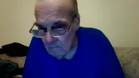 Snapshot of fabric21 chatting on 02-18-25, 06:47 the masturbator online show from 02-18-25, 06:47