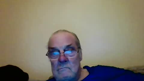 Snapshot of fabric21 chatting on 02-19-25, 11:46 the masturbator online show from 02-19-25, 11:46