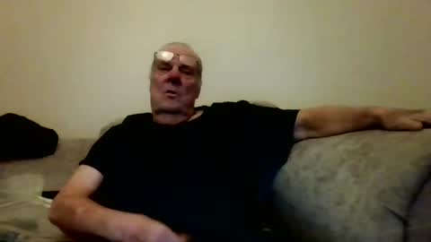 Snapshot of fabric21 chatting on 02-23-25, 05:39 the masturbator online show from 02-23-25, 05:39