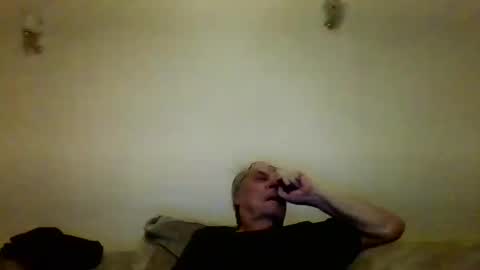Snapshot of fabric21 chatting on 03-04-25, 03:11 the masturbator online show from 03-04-25, 03:11