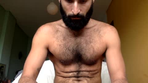 Snapshot of fabrizzio02 chatting on 02-18-25, 09:31 Fabrizzio online show from 02-18-25, 09:31