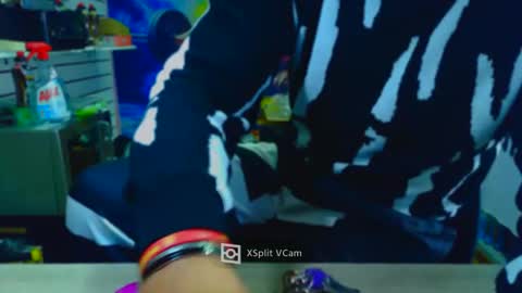 Snapshot of fabxxxl chatting on 12-20-25, 09:38 fabxxxl online show from 12-20-25, 09:38