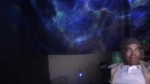 Snapshot of fadeyisteven32 chatting on 12-16-25, 05:01 fadeyisteven32 online show from 12-16-25, 05:01