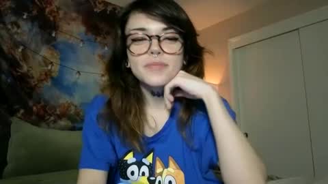 Faerie 3 online show from 02-05-25, 01:37