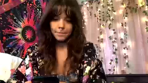 Faerie 3 online show from 10-11-25, 08:51