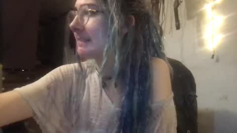 Fae online show from 02-01-25, 04:35