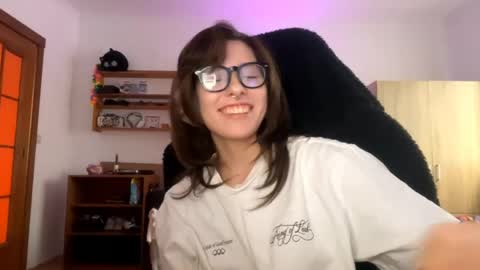 Loly online show from 04-13-26, 02:22