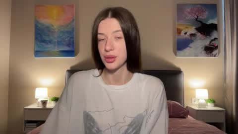 Snapshot of fairy_bloomix chatting on 09-13-25, 11:43 Bloom  online show from 09-13-25, 11:43