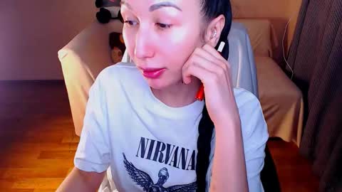 Elli  online show from 10-22-25, 03:45