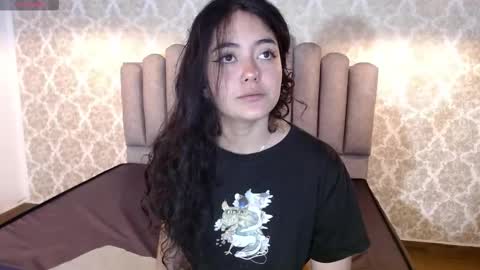 Snapshot of fairy_marie12 chatting on 09-10-25, 03:50 Marie online show from 09-10-25, 03:50