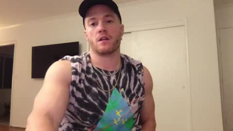 Snapshot of fairybae5 chatting on 12-18-24, 01:59 Travis online show from 12-18-24, 01:59