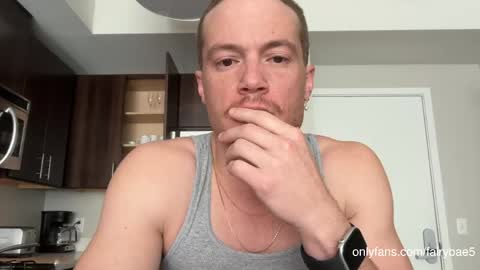 Snapshot of fairybae5 chatting on 04-30-26, 04:24 Travis online show from 04-30-26, 04:24