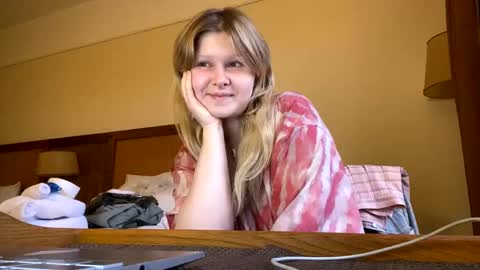 Arisha online show from 12-11-24, 02:54