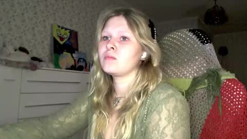 Arisha online show from 10-30-25, 06:52