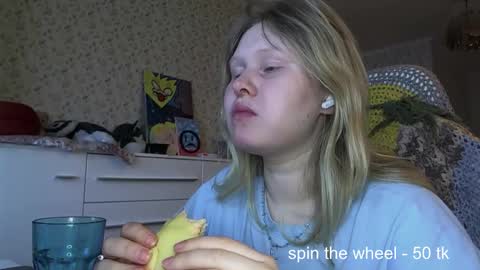 Arisha online show from 11-18-25, 10:20