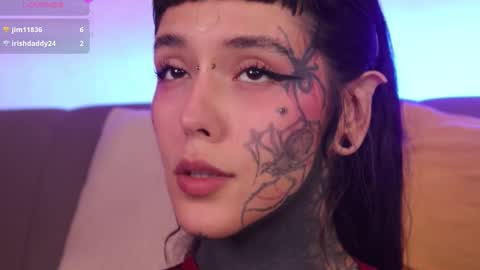 Snapshot of fairyflexxx chatting on 11-07-25, 07:47 Fairy online show from 11-07-25, 07:47