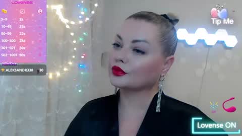 Jewell online show from 06-20-26, 03:26