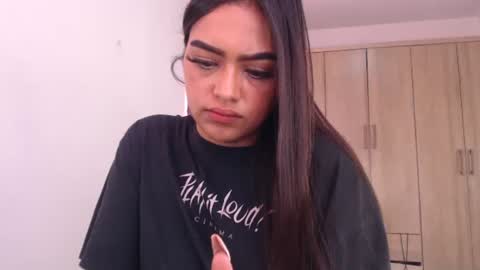 fairylatin online show from 02-07-25, 01:43