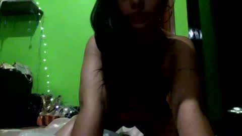 Snapshot of fairylatina chatting on 10-28-25, 04:27 Fairy Latina online show from 10-28-25, 04:27