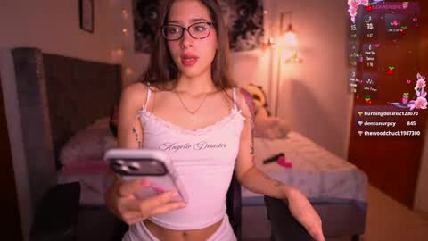 Fairy Lily online show from 05-19-26, 01:56