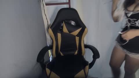 faithveronica130200134 online show from 12-17-25, 04:24