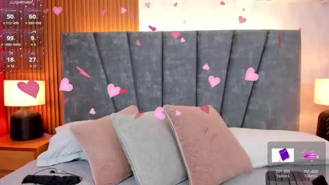 Snapshot of falaksweet_ chatting on 11-01-25, 12:51 Leila.... online show from 11-01-25, 12:51