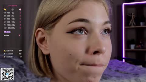 Emilia online show from 01-24-25, 07:19