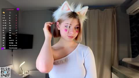 Emilia online show from 03-05-25, 10:22