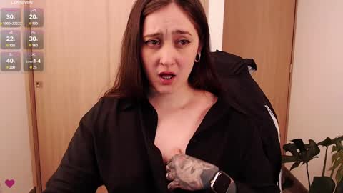 Snapshot of fallenag__ chatting on 01-28-25, 02:53 OF fallenag 1 online show from 01-28-25, 02:53